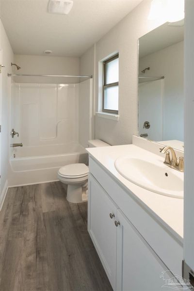 Representative furnished interior of a home built from the Plan 2313 by Adams Homes in Ashton View, Crestview (Image 8).