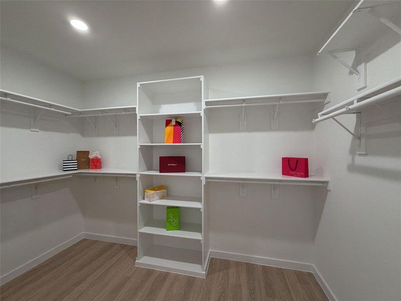 Image 38 of a home in .