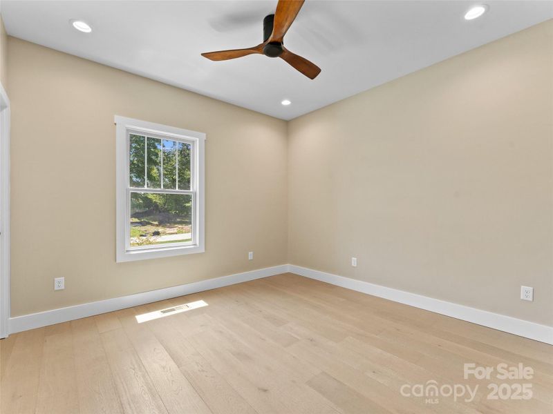 Spacious, unfurnished interior of a new home in , Hendersonville (Image 25). Spacious, unfurnished interior of a new home in , Hendersonville (Image 25).