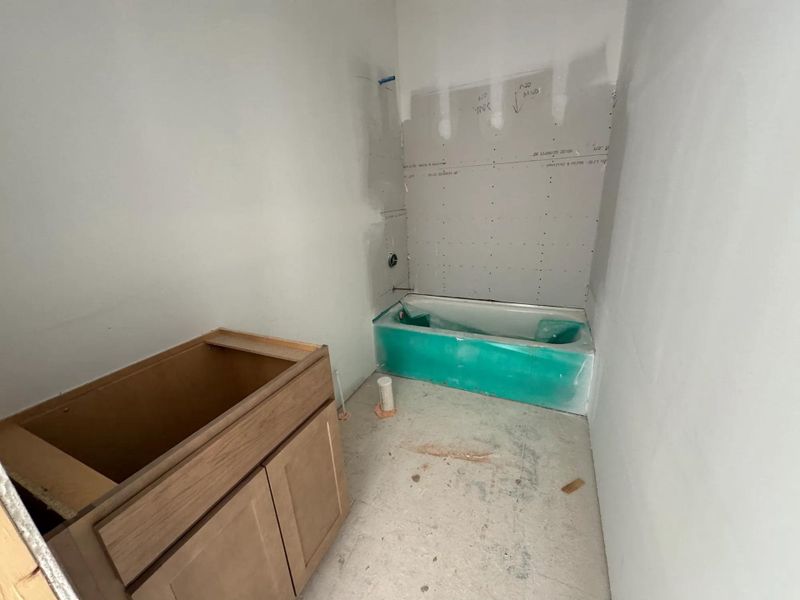 The Conley B Bathroom