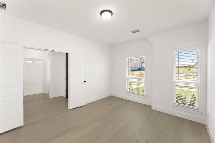 04. 12806 Meadow - Study 04. 12806 Meadow - Study