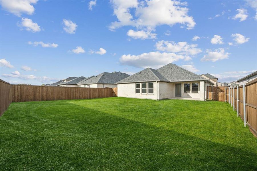 Exterior details and patio area of a home in Sicily, Princeton (Image 3).