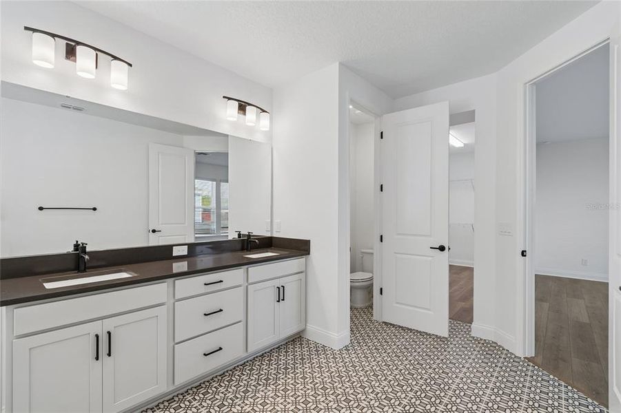 Furnished interior view inside a new home in Weslyn Park in Sunbridge 34', St. Cloud (Image 10).