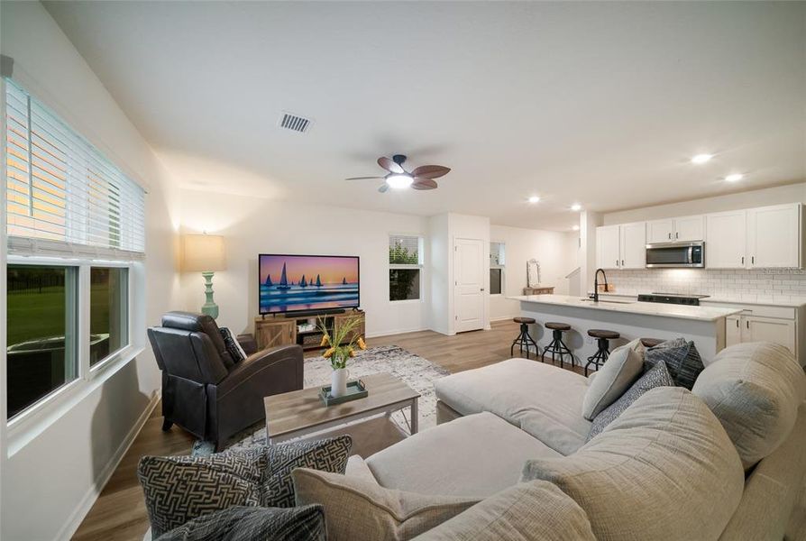Furnished interior view inside a new home in Star Farms at Lakewood Ranch, Bradenton (Image 12).