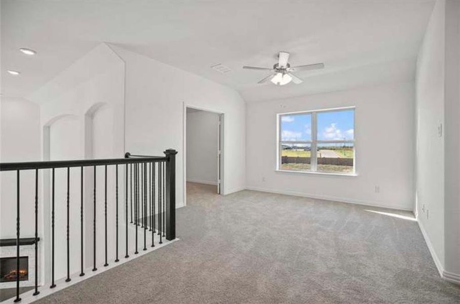 Spacious, unfurnished interior of a new home in Whitewing Trails, Princeton (Image 20).