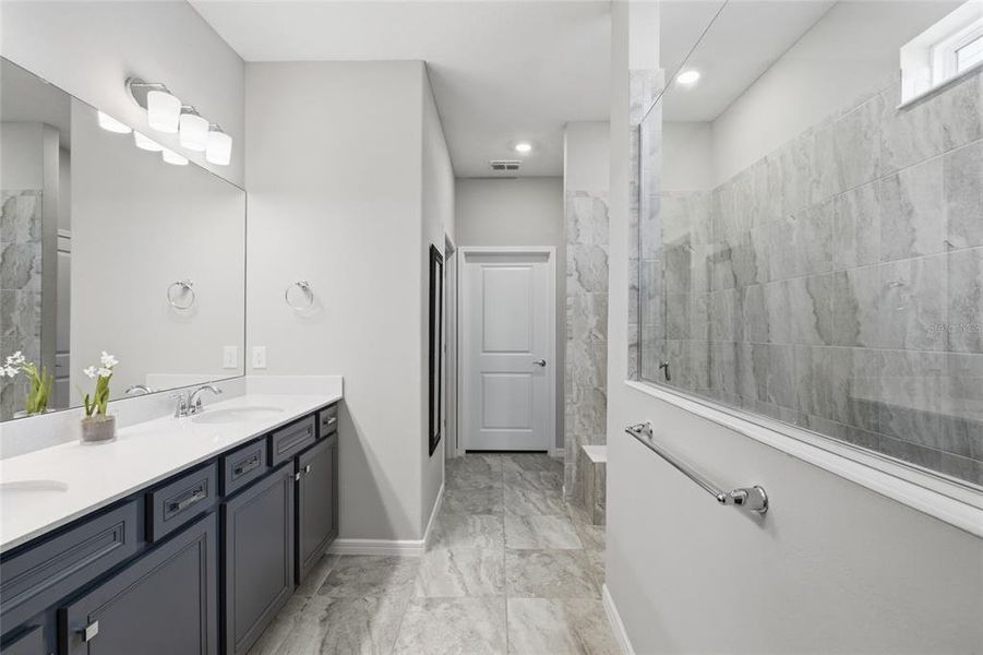 Furnished interior view inside a new home in , Kissimmee (Image 38).