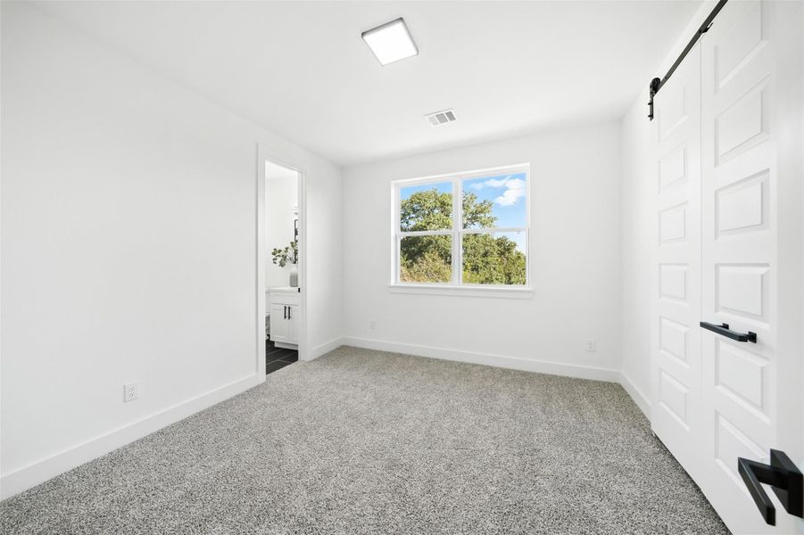 Secondary bedroom located on the 3rd floor