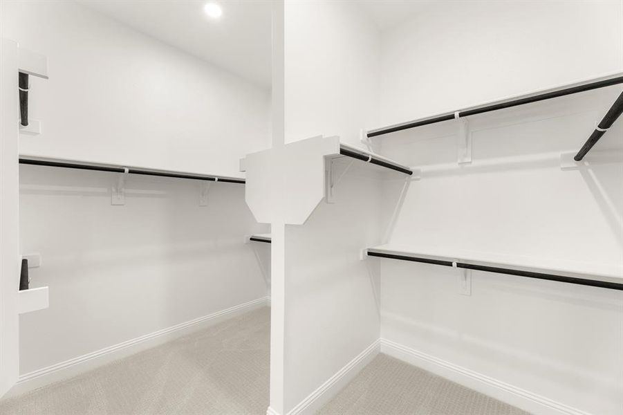 20. 473 Flor - Closet