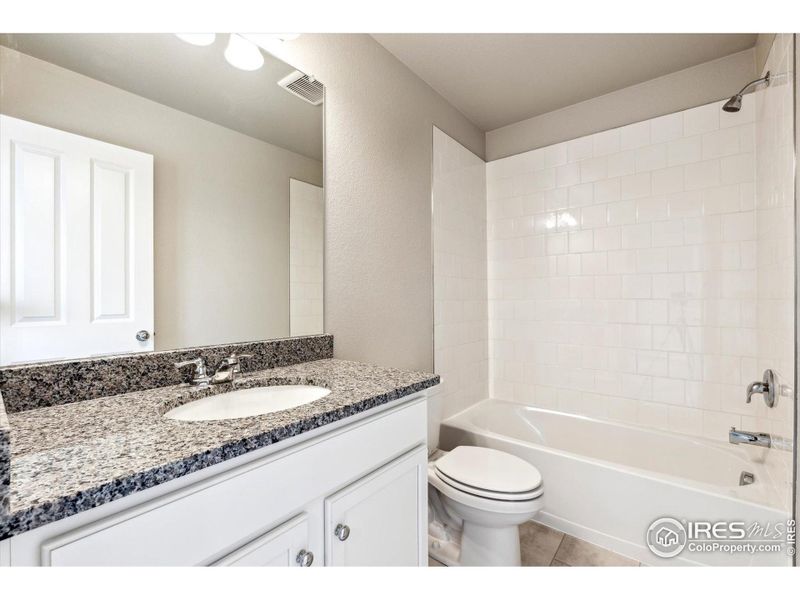 Furnished interior view inside a new home in Pintail Commons at Johnstown Village, Johnstown (Image 5).