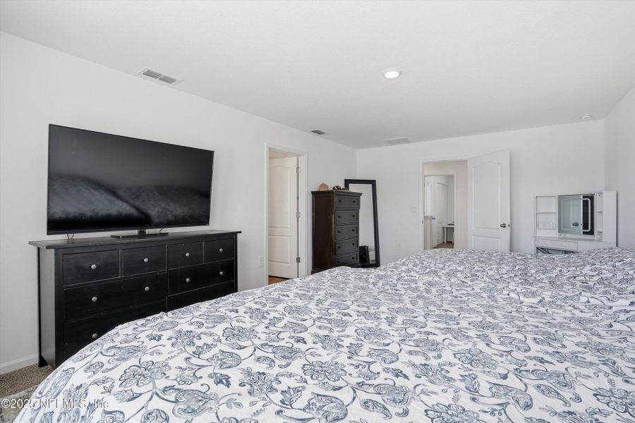 Furnished interior view inside a new home in Cross Creek Express, Green Cove Springs (Image 13).