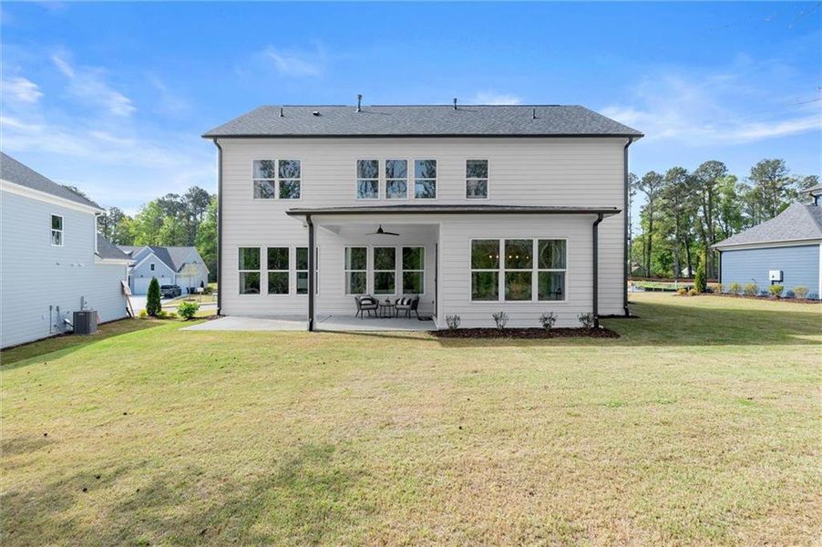 Exterior details and patio area of a home in Hillgrove Preserve, Powder Springs (Image 23).