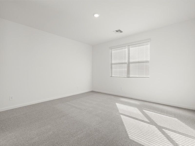 Spacious, unfurnished interior of a new home in Mesquite Mountain Ranch at Frontera, Surprise (Image 7).