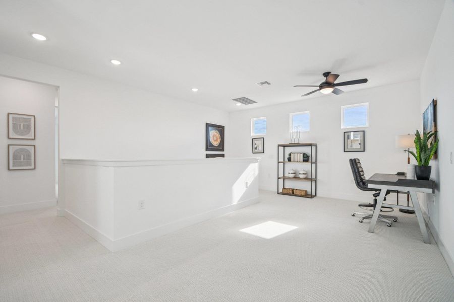 Image 37 of a home in Novel.