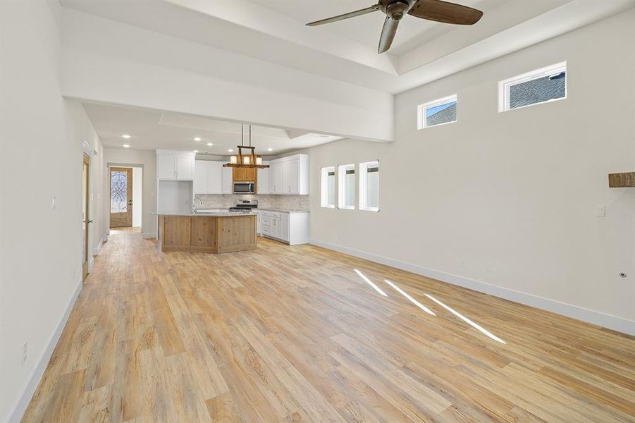 Image 14 of a home in .