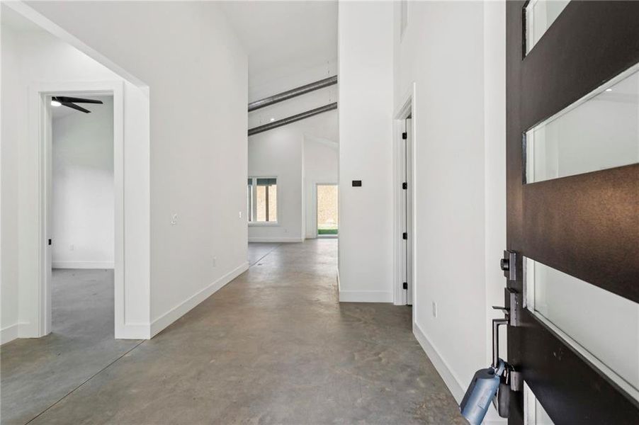 Spacious, unfurnished interior of a new home in , Marietta (Image 29).