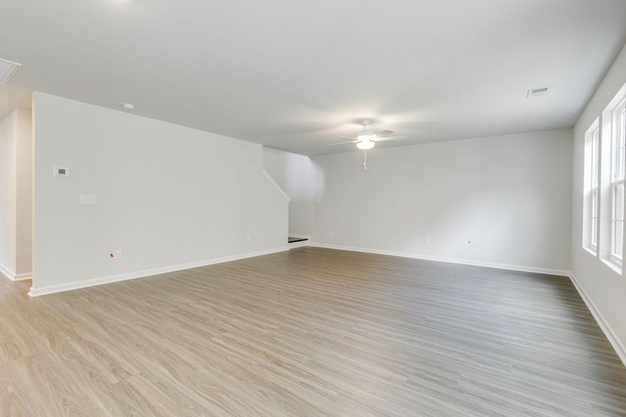 Spacious, unfurnished interior of a new home in Killians Crossing, Blythewood (Image 19).