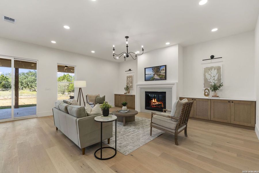 Furnished interior view inside a new home in , Bandera (Image 45).