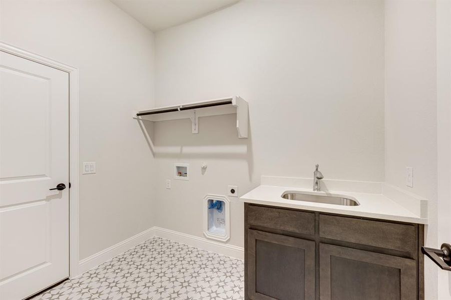 Furnished interior view inside a new home in Villages of Walnut Grove, Midlothian (Image 5).