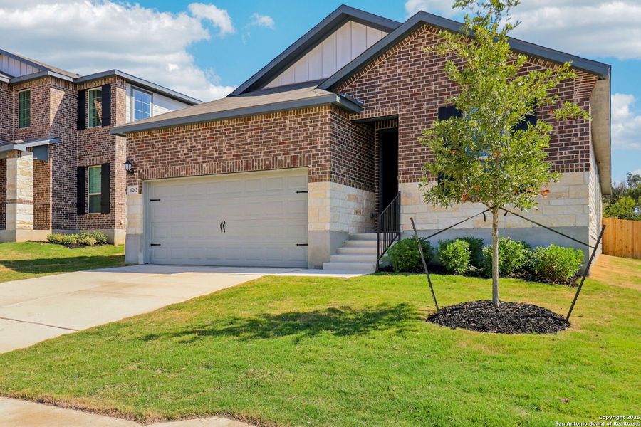 Exterior details and patio area of a home in Royal Crest, San Antonio (Image 4). Exterior details and patio area of a home in Royal Crest, San Antonio (Image 4).