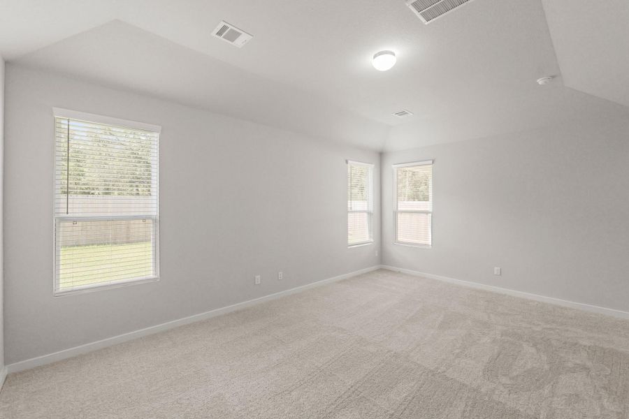 Spacious, unfurnished interior of a new home in Cypresswood Landing, Humble (Image 32).