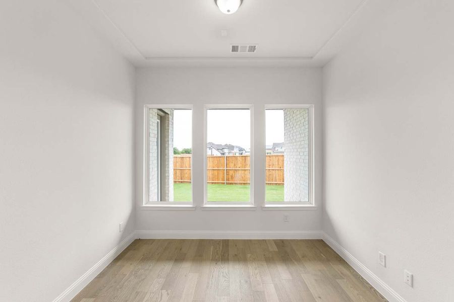 Spacious, unfurnished interior of a new home in Timberbrook, Justin (Image 23).
