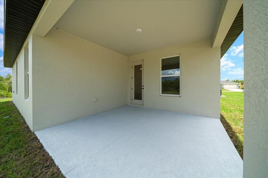 Exterior details and patio area of a home in , Weeki Wachee (Image 4). Exterior details and patio area of a home in , Weeki Wachee (Image 4).