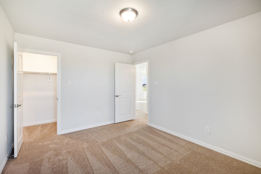 Spacious, unfurnished interior of a new home in Elevon, Lavon (Image 37).