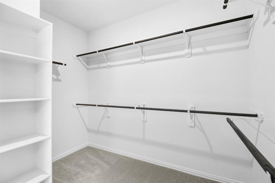 Spacious, unfurnished interior of a new home in Beamer Villas, Friendswood (Image 23).