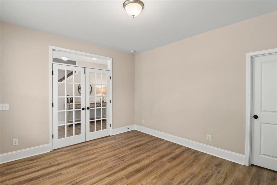 Spacious, unfurnished interior of a new home in , Huger (Image 21).
