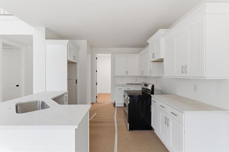 Furnished interior view inside a new home in , Cartersville (Image 5).