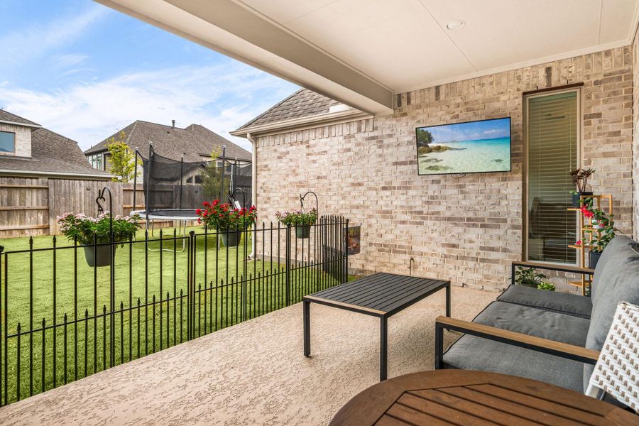 Exterior details and patio area of a home in , Manvel (Image 23).