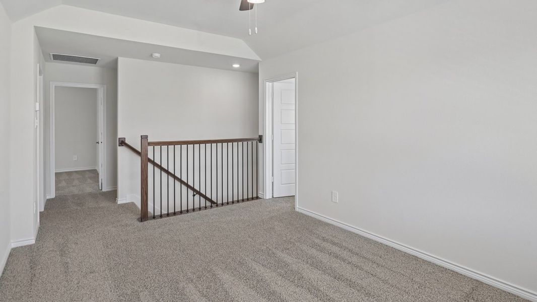 Spacious, unfurnished interior of a new home in Silverado, Aubrey (Image 8).