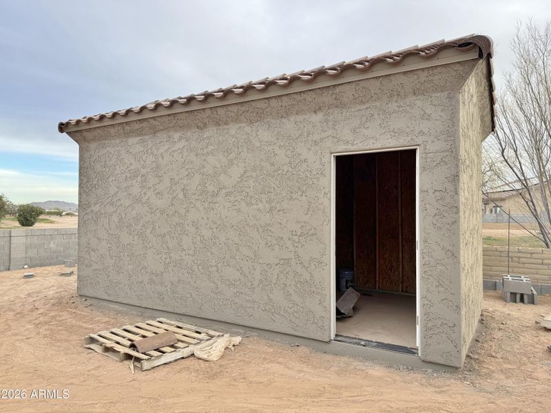 Separate shop[/man cave in back yard