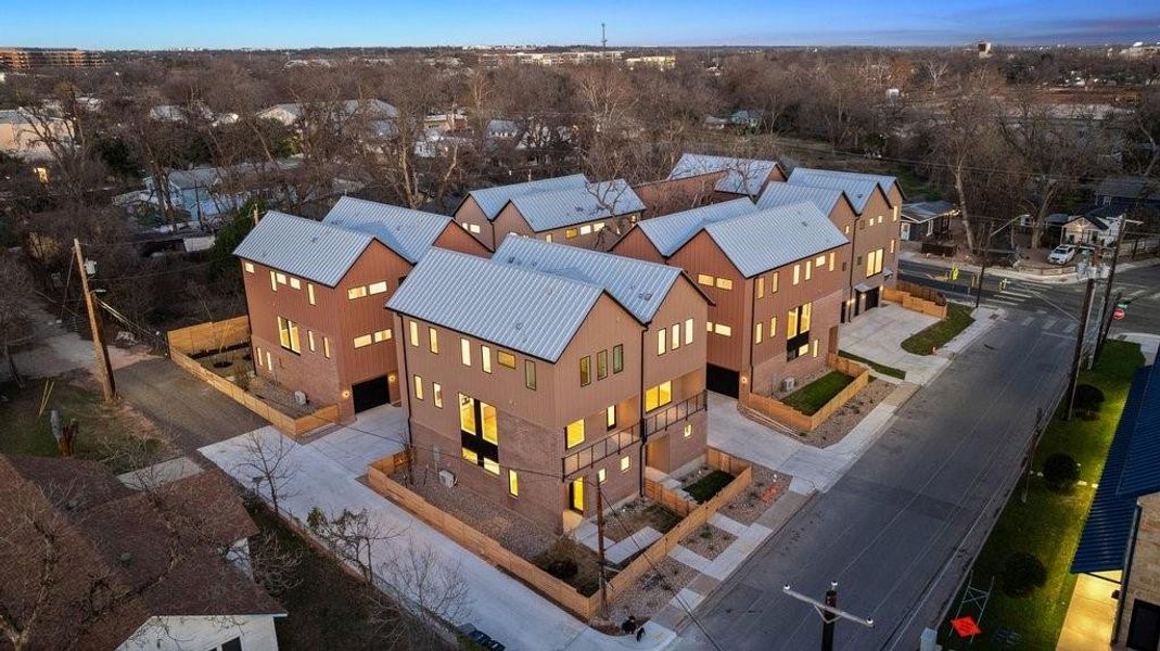 Image 8 of a home in . Image 8 of a home in .