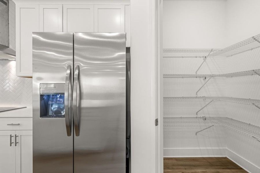 Furnished interior view inside a new home in Willow Creek, Watkinsville (Image 10).