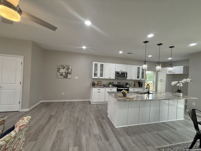 Furnished interior view inside a new home in , Canyon Lake (Image 5).
