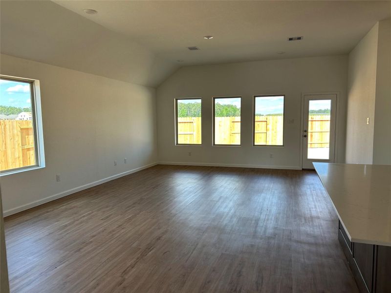 *Representative photos, Not the actual home*