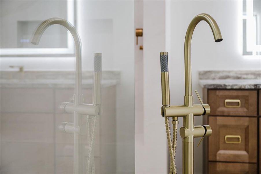 Close-up of interior finishes inside a home in , North Port (Image 23). Close-up of interior finishes inside a home in , North Port (Image 23).