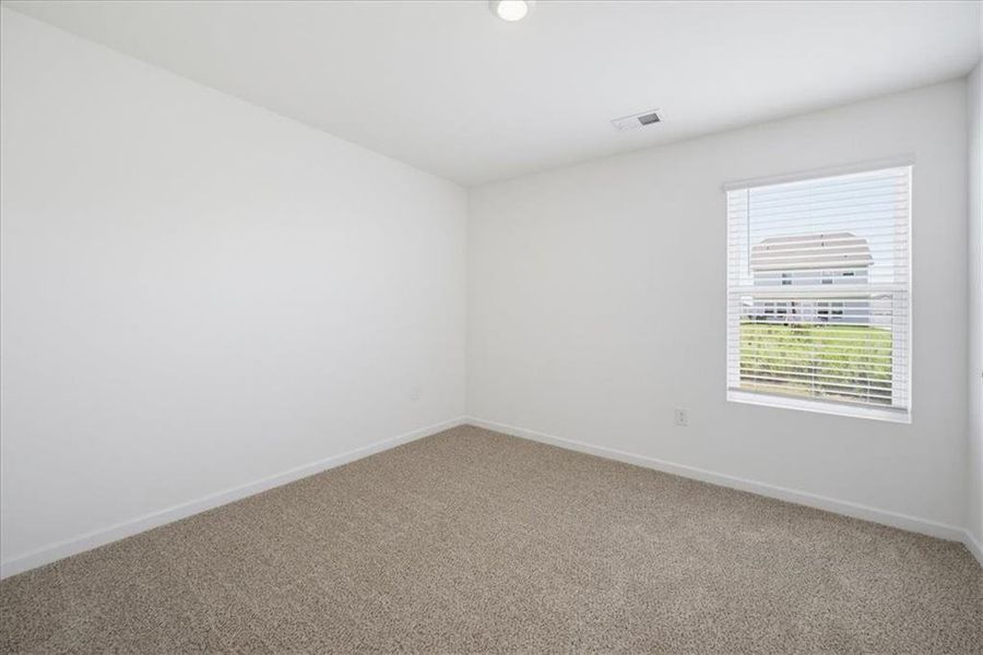 Spacious, unfurnished interior of a new home in Twin Lakes, Hoschton (Image 37). Spacious, unfurnished interior of a new home in Twin Lakes, Hoschton (Image 37).
