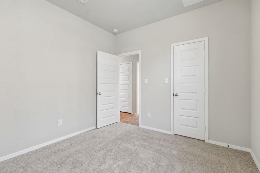 Spacious, unfurnished interior of a new home in Harvest Ridge, Elgin (Image 17). Spacious, unfurnished interior of a new home in Harvest Ridge, Elgin (Image 17).