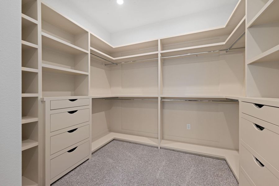 Image 46 of a home in .