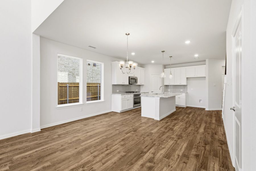 Spacious, unfurnished interior of a new home in Elevon, Lavon (Image 24).