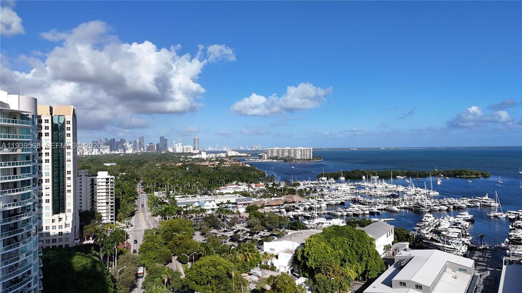 Condo located in Miami, FL showcasing its design and architecture (Image 42).
