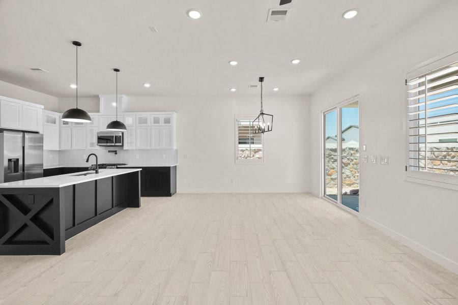 Furnished interior view inside a new home in Gateway Estates, El Paso (Image 11). Furnished interior view inside a new home in Gateway Estates, El Paso (Image 11).