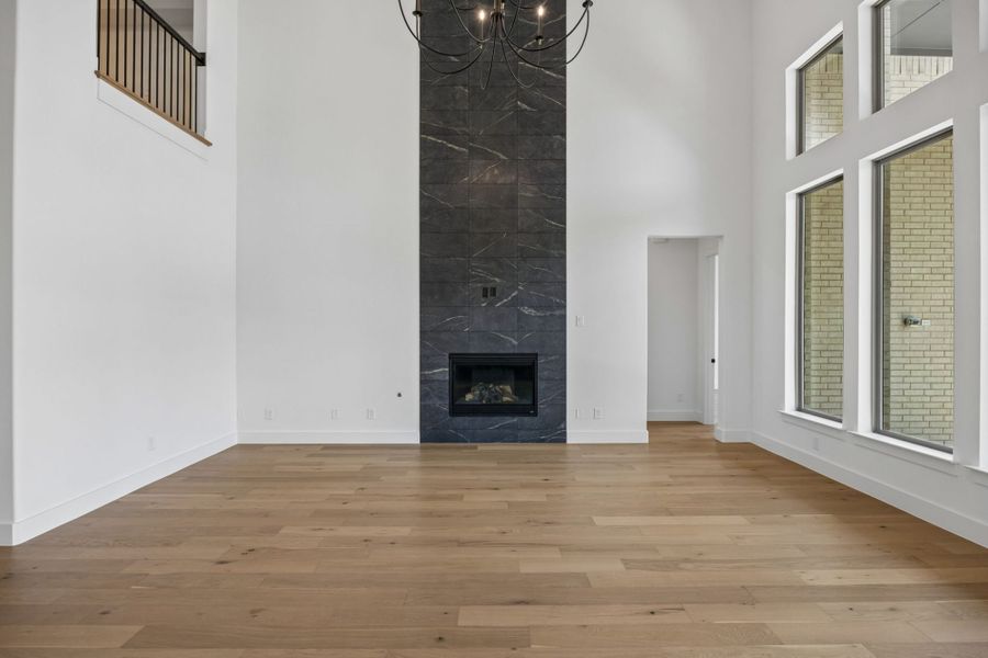 Spacious, unfurnished interior of a new home in The Parks at Wilson Creek, Celina (Image 25).