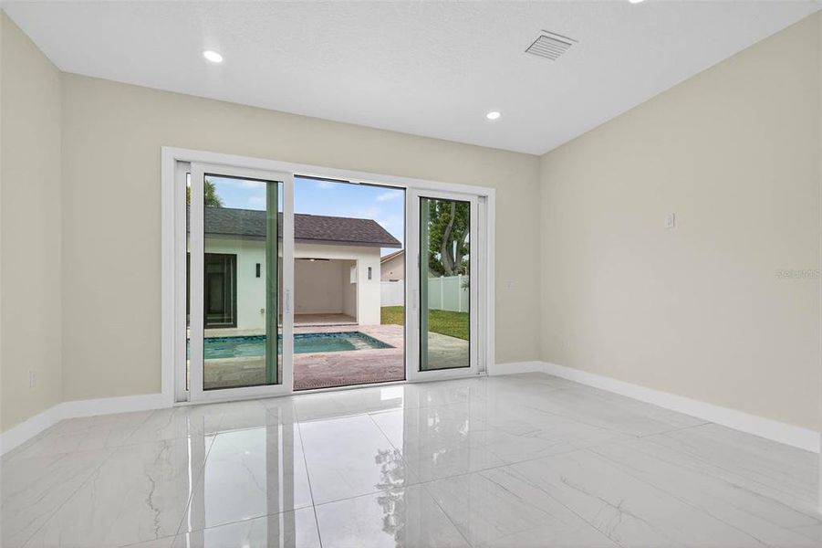 Spacious, unfurnished interior of a new home in , Largo (Image 50). Spacious, unfurnished interior of a new home in , Largo (Image 50).