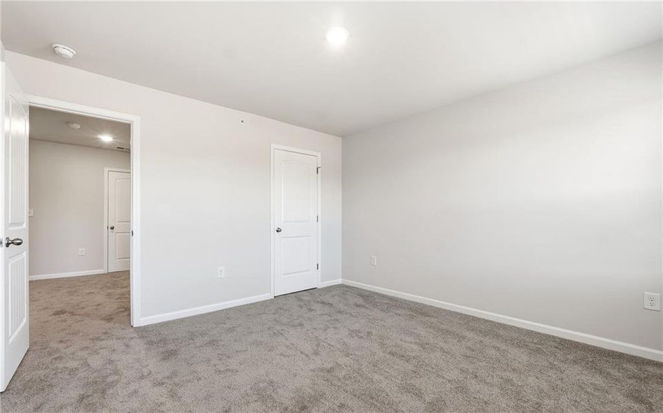 Spacious, unfurnished interior of a new home in Carolina, Palmetto (Image 11). Spacious, unfurnished interior of a new home in Carolina, Palmetto (Image 11).