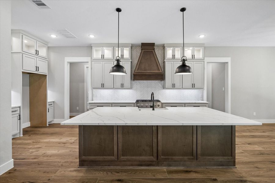Furnished interior view inside a new home in , Huntsville (Image 11).