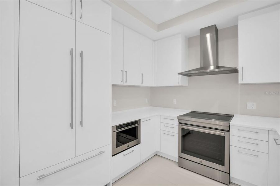 Furnished interior view inside a new home in , St. Petersburg (Image 10).