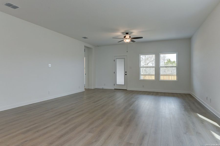 Spacious, unfurnished interior of a new home in Cordova Trails, Seguin (Image 14). Spacious, unfurnished interior of a new home in Cordova Trails, Seguin (Image 14).